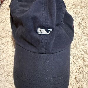 Vineyard Vines x Colgate hat